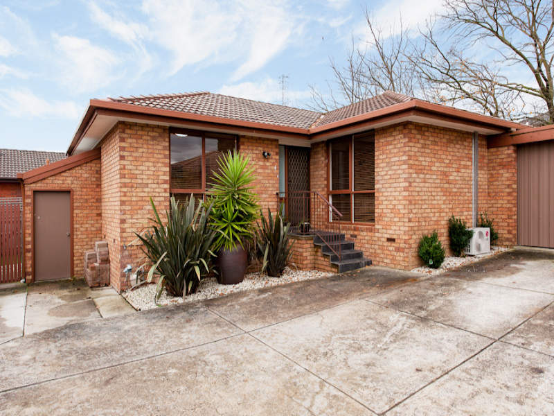 4/7 Wetherby Road, Doncaster, Vic 3108 Property Details