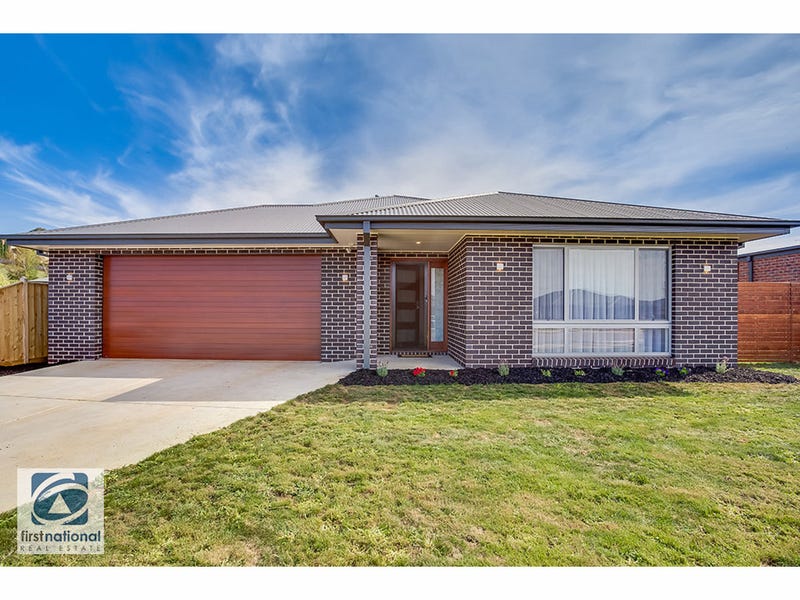121 Twin Ranges Drive, Warragul, VIC 3820
