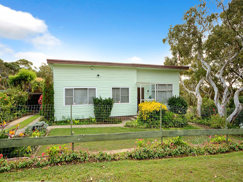 1 Parklands Avenue, Heathcote, NSW 2233 Property Details