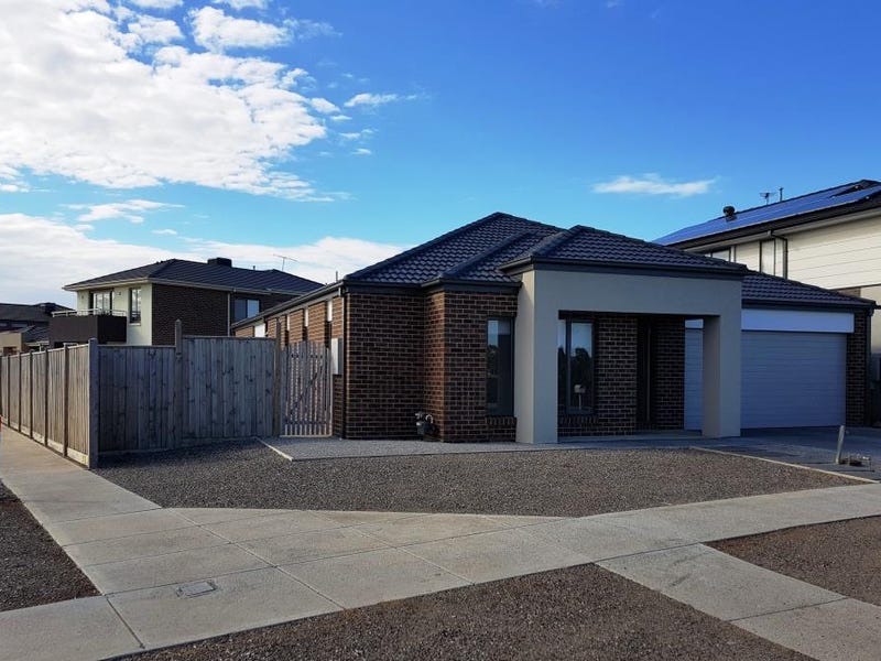 76 Featherbrook Drive, Point Cook, VIC 3030