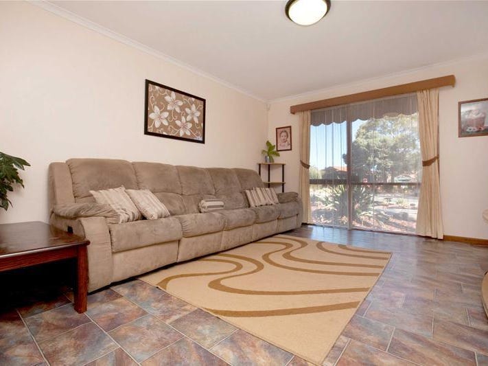 8 Birubi Way Morphett Vale Sa 5162 Property Details