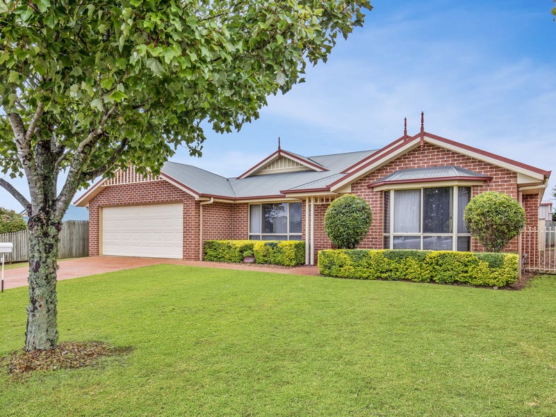 22 Menzies Street, Middle Ridge, QLD 4350