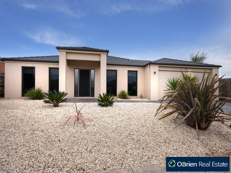 53 Brookland Greens Boulevard, Cranbourne, Vic 3977 Property Details