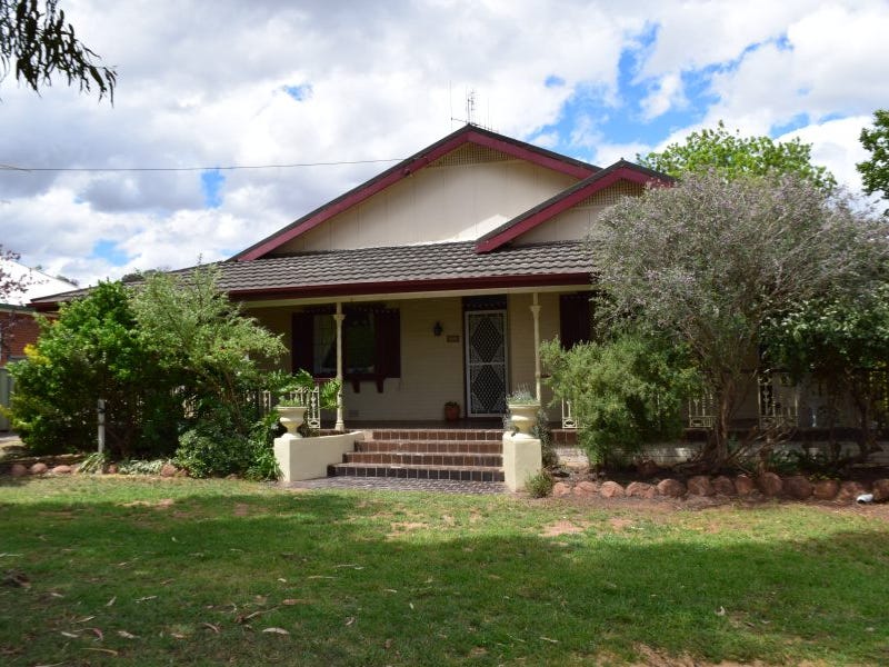 139 Currajong Street, Parkes, NSW 2870