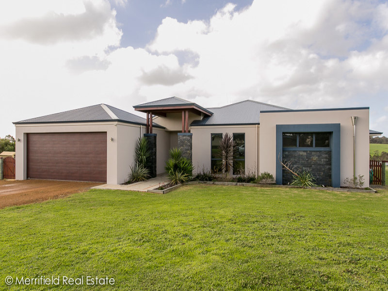 102 Randell Crescent, Warrenup, WA 6330 Property Details