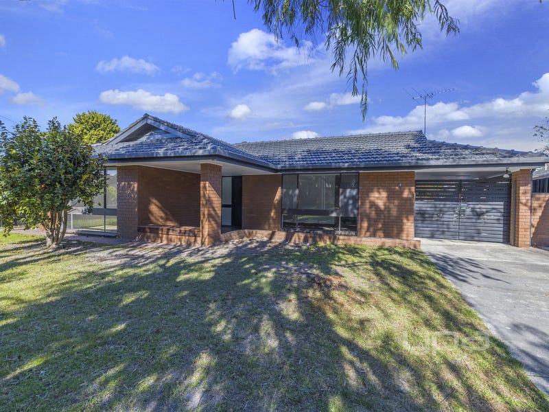 4 Branson Street, Rosebud, VIC 3939