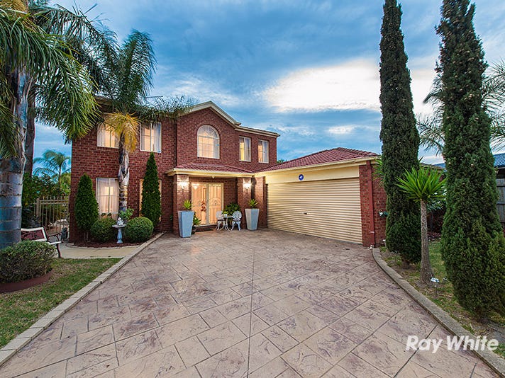 18 Mariner Close, Cranbourne North, VIC 3977