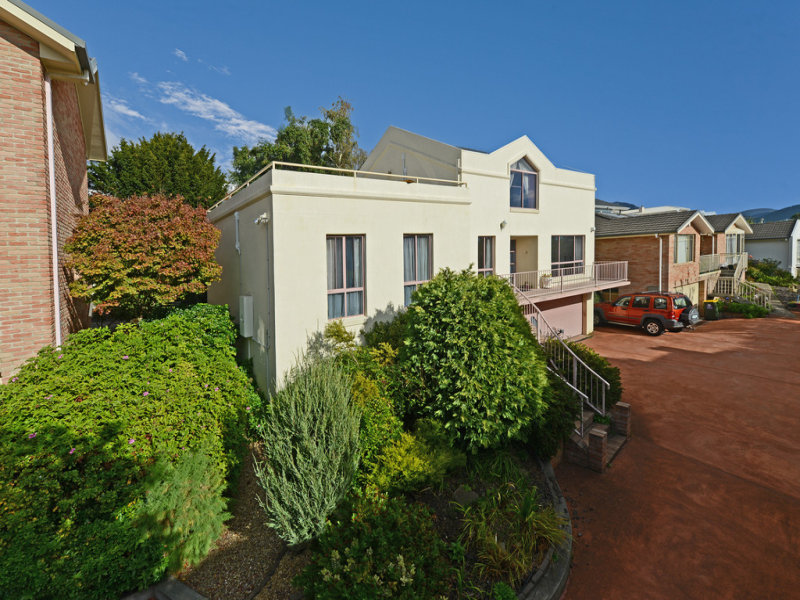 2/29 Red Chapel Avenue, Sandy Bay, TAS 7005