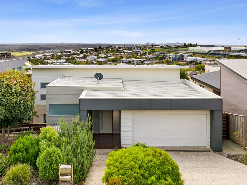 64 Leigh Road, Highton, Vic 3216 Property Details