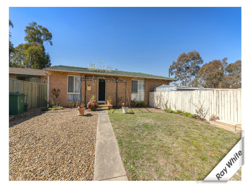 2 Macqueen Place, Charnwood, ACT 2615 Property Details