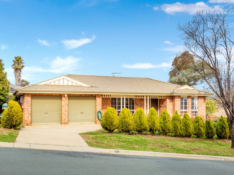 25 Furlong Road, Queanbeyan West, NSW 2620