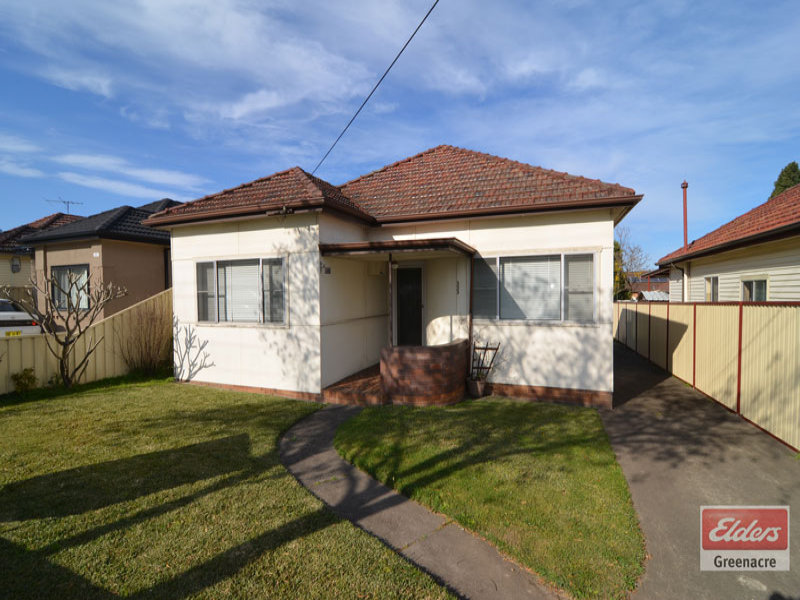 323 Roberts Road, Greenacre, NSW 2190