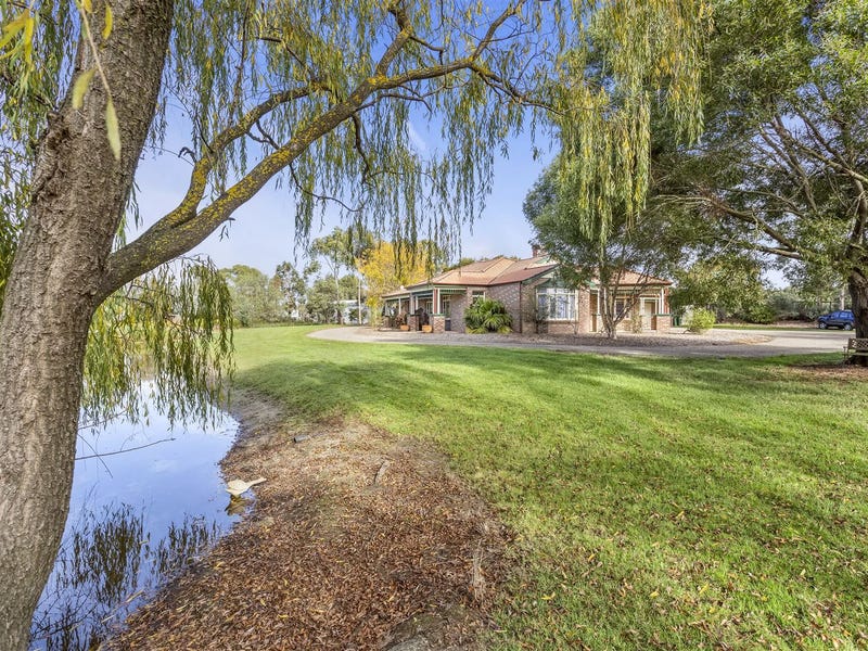 Rural properties for Sale in Garfield, VIC 3814