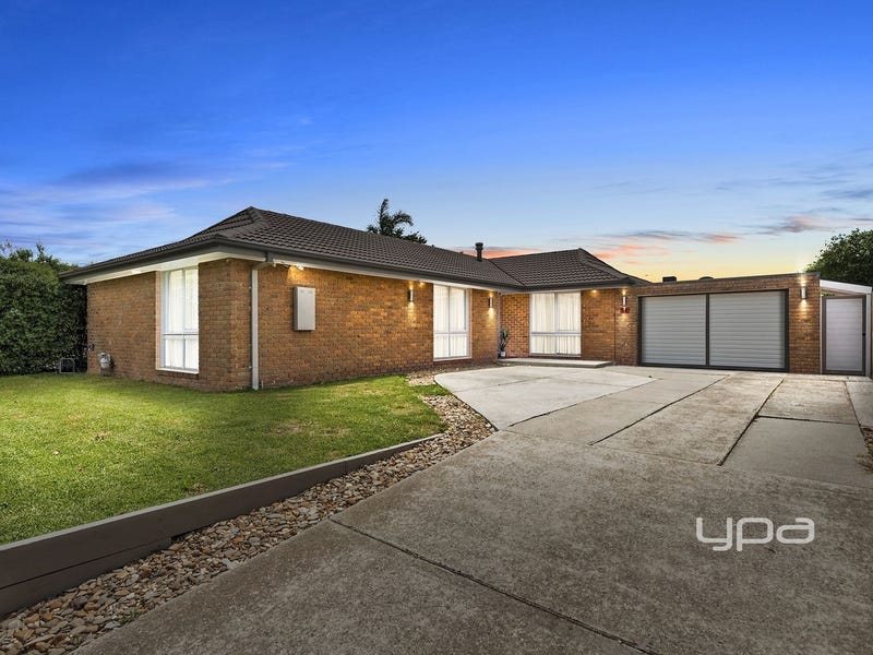 54 Dunrossil Drive, Sunbury, Vic 3429 - Property Details