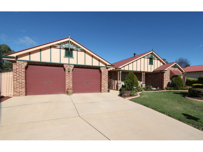 82 Abercrombie Drive, Abercrombie, NSW 2795 Property Details