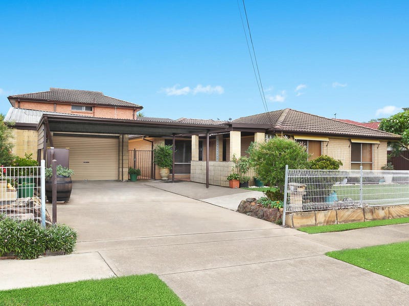 1 Brisbane Road, St Johns Park, NSW 2176 1 Brisbane Road, St Johns Park, NSW 2176