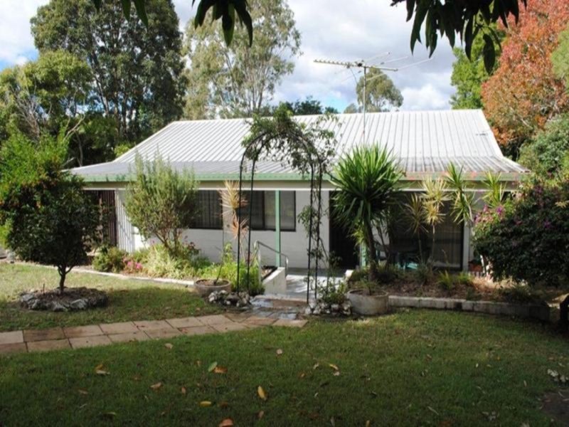 74A Pine Mountain Road, North Ipswich, QLD 4305