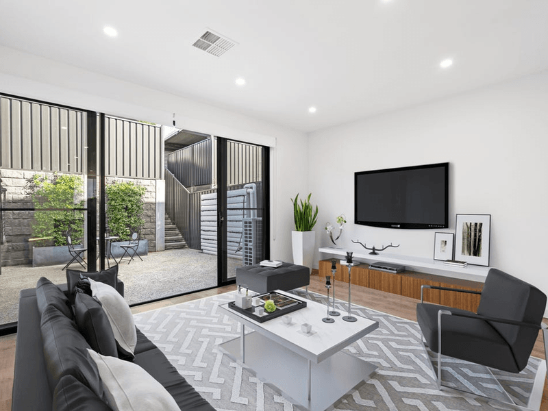 62 Buchanan Drive, Woodforde, SA 5072 Property Details