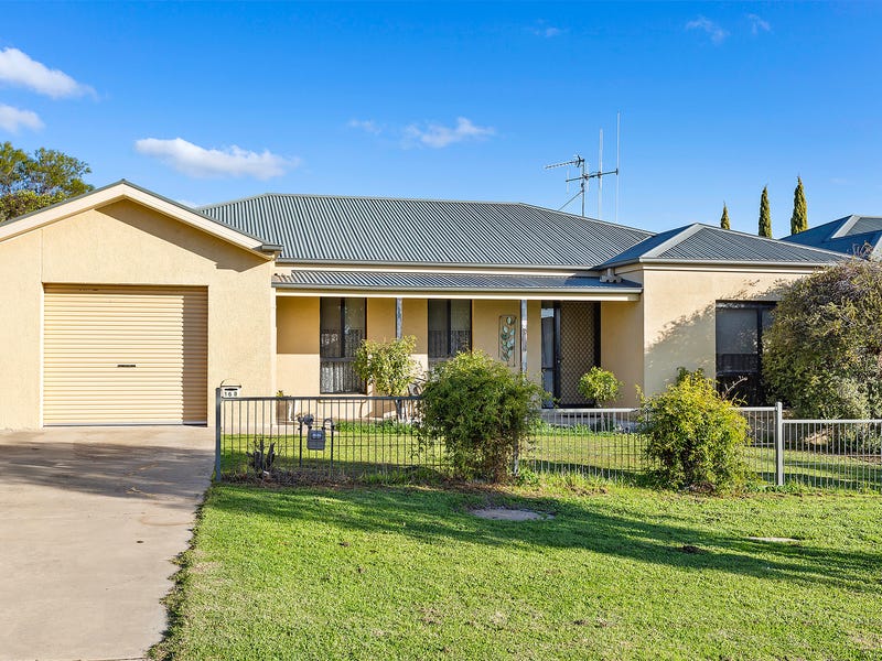 16B Drechsler Street, Flora Hill, VIC 3550