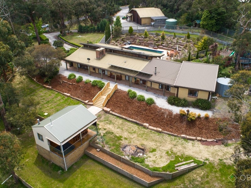 11 Fraser Avenue, Beaconsfield Upper, VIC 3808