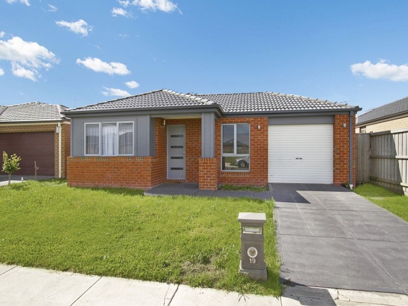 19 Buckland Hill Drive, Wallan, Vic 3756 Property Details