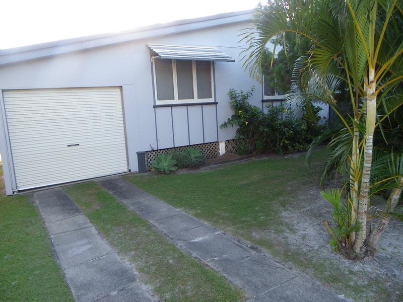 60 Palmer Avenue, Golden Beach, QLD 4551