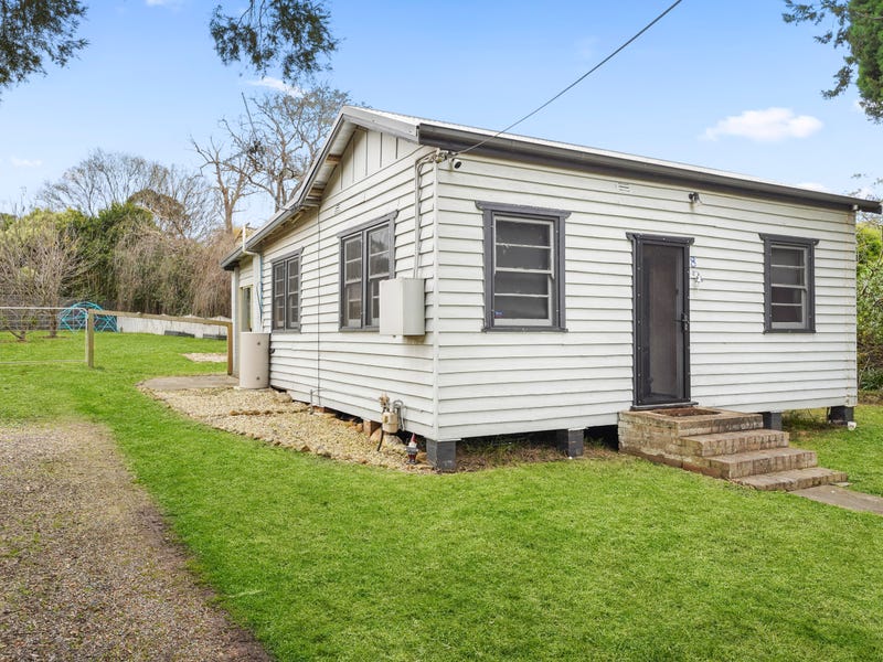 8 Cook Street, Mittagong, NSW 2575 House for Sale