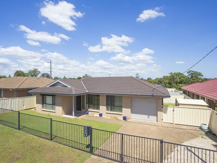 18 Young Street, Heddon Greta, NSW 2321