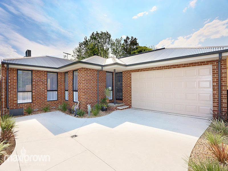 17A Old Kent Road, Mooroolbark, Vic 3138 Property Details