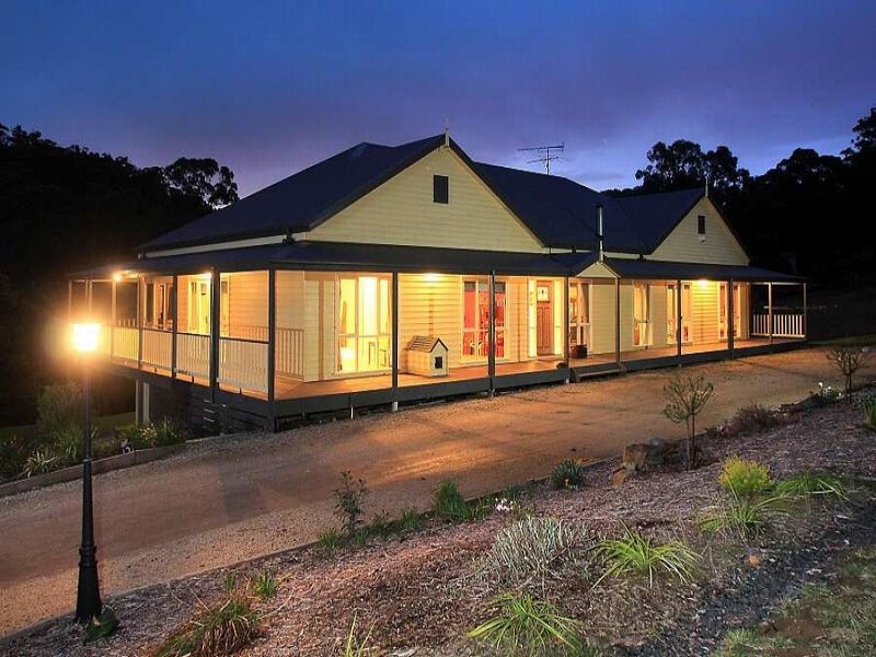 1205 Pakenham Road, Mount VIC 3781