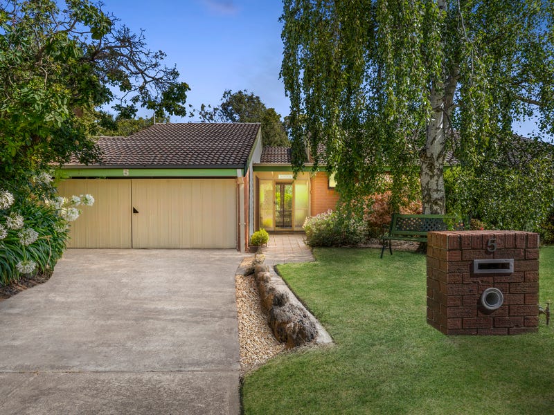 5 Poplar Drive, Rosebud, Vic 3939 Property Details