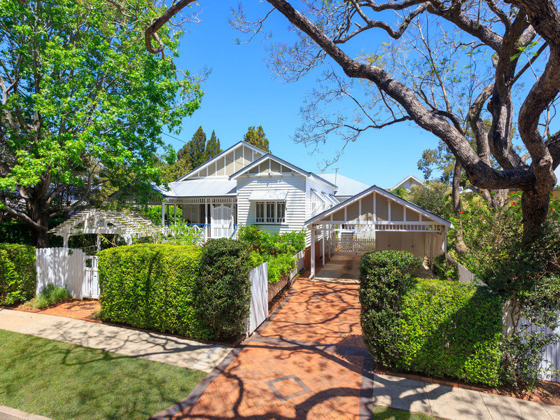 744 Sherwood Road, Sherwood, Qld 4075 Property Details