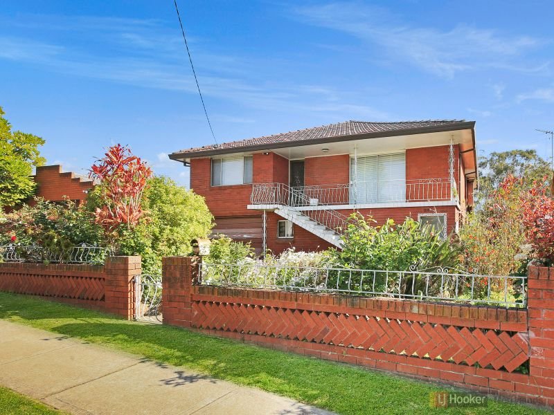 8 Dorothy St, Wentworthville, NSW 2145 Property Details