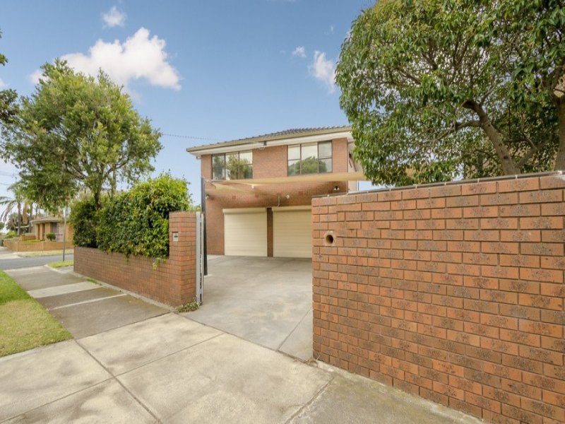 11 Grieve Parade, Altona, Vic 3018 Property Details