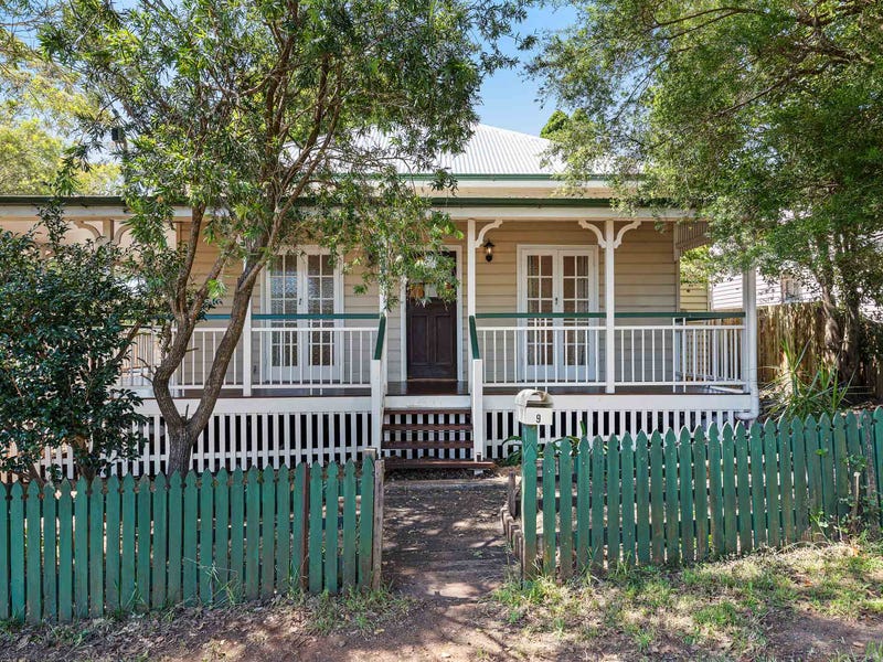 9 Moloney Street, North Toowoomba, QLD 4350