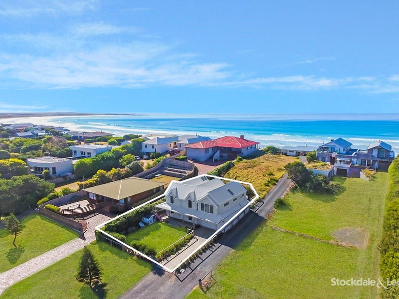 174A Griffiths Street, Port Fairy, Vic 3284 House for Sale