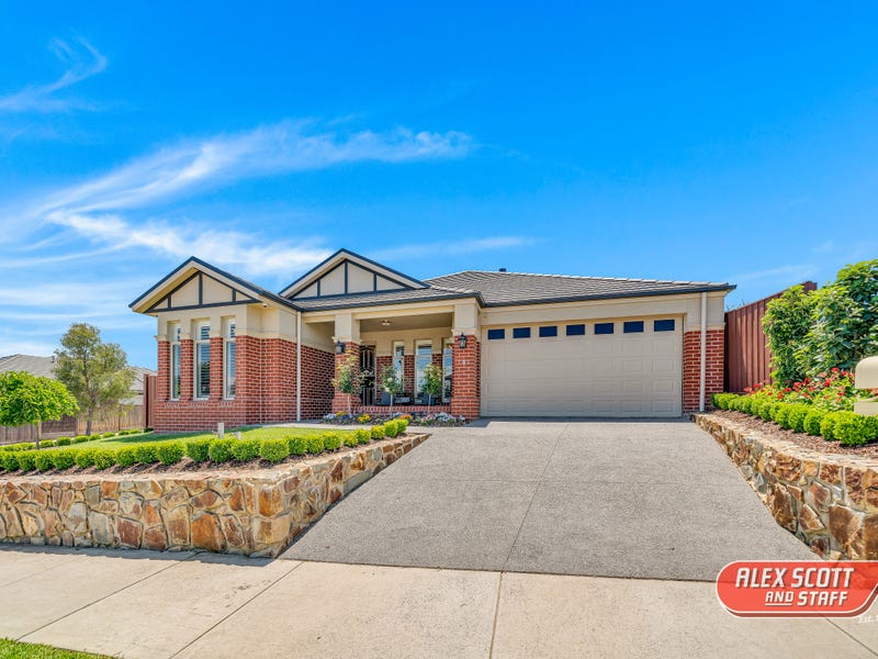 9 Avenue, Officer, VIC 3809