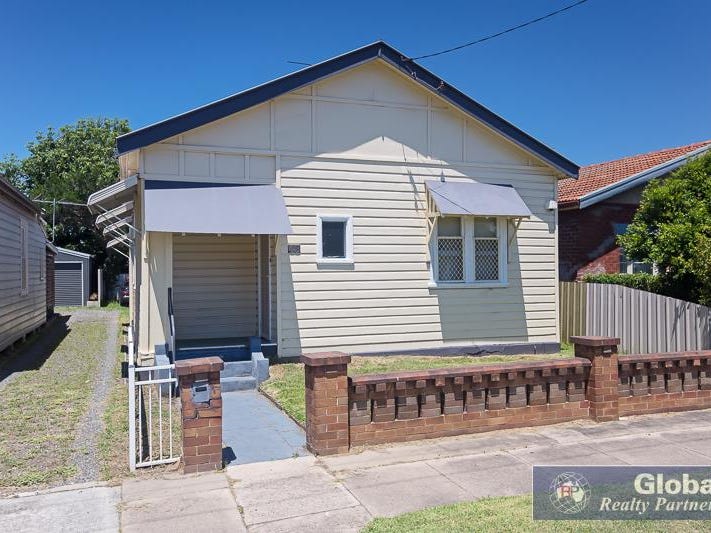 43 Macquarie St, Mayfield, NSW 2304 Property Details