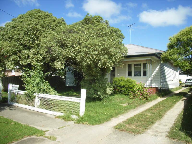 24 Street, Belmont, Vic 3216 Property Details