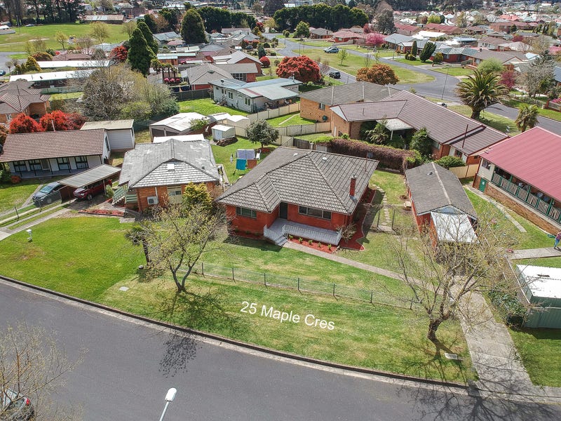 25 Maple Crescent, Lithgow, NSW 2790 House for Sale