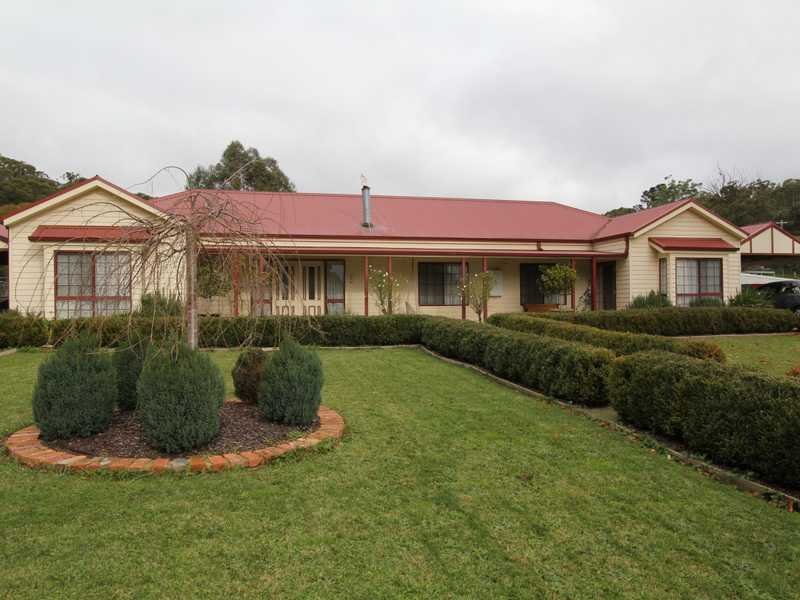 8 Reserve Road East Mount Egerton, Gordon, Vic 3345 Property Details