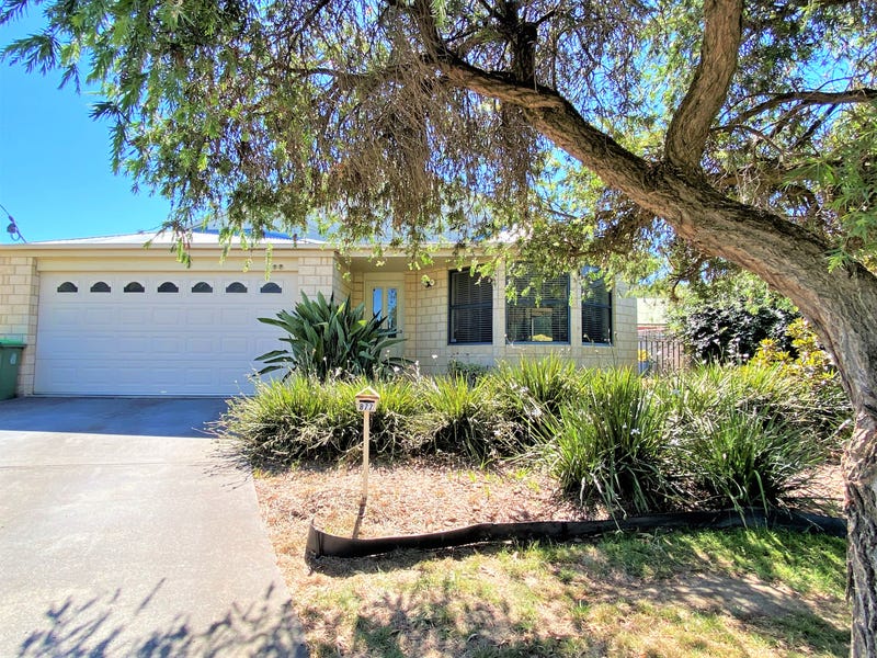 877 Tenbrink Street, Glenroy, NSW 2640