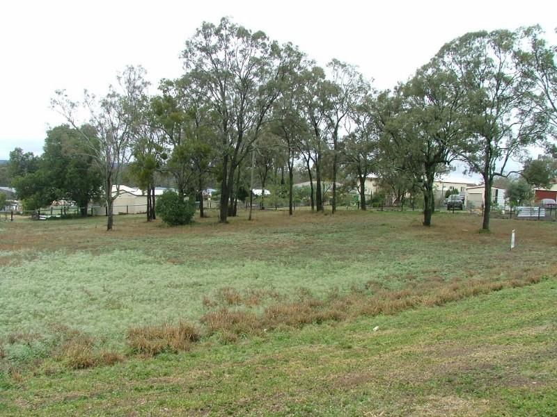 80 Peters Road, Meringandan West, QLD 4352