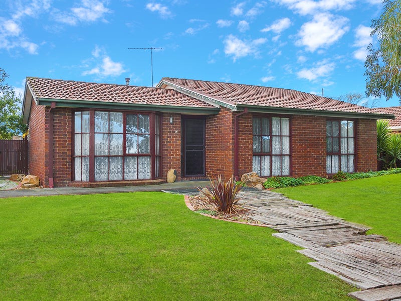 29 Bluegrass Cres, Pakenham, VIC 3810