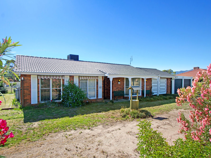 24 Susan Street, Kootingal, NSW 2352