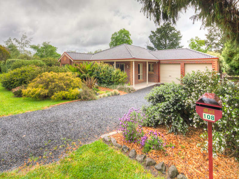 108 Simpson Street, Buninyong, Vic 3357 Property Details