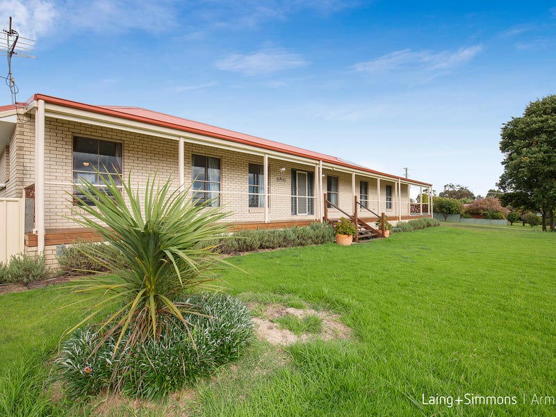 2 Depot Road, Uralla, NSW 2358 Property Details