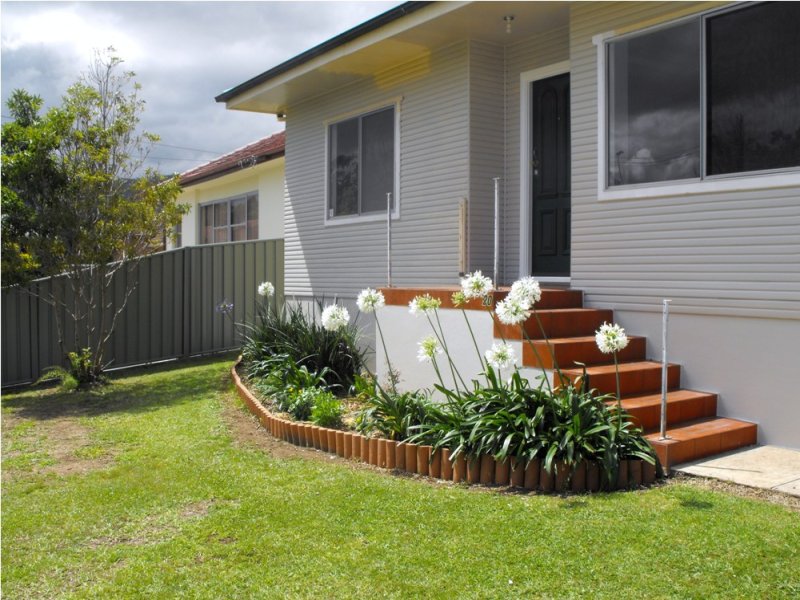 20 Thames Street, West Wollongong, NSW 2500