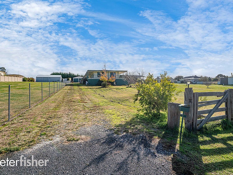 10 Trunkey Street, Newbridge, NSW 2795 Property Details