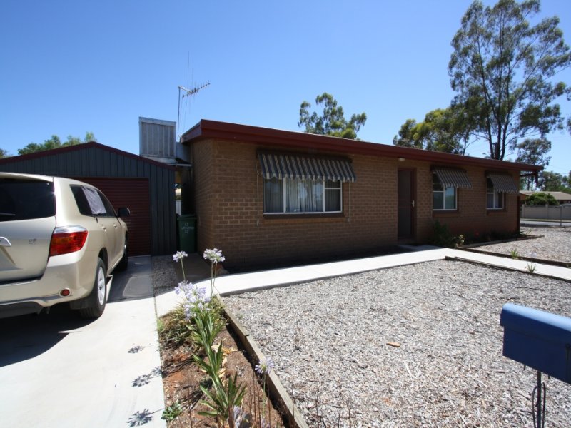 17 LAMROCK STREET, Cobar, NSW 2835 Property Details